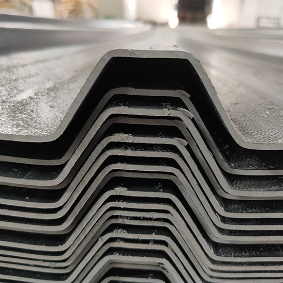 高波梯形樹(shù)脂瓦適合用在什么屋頂？