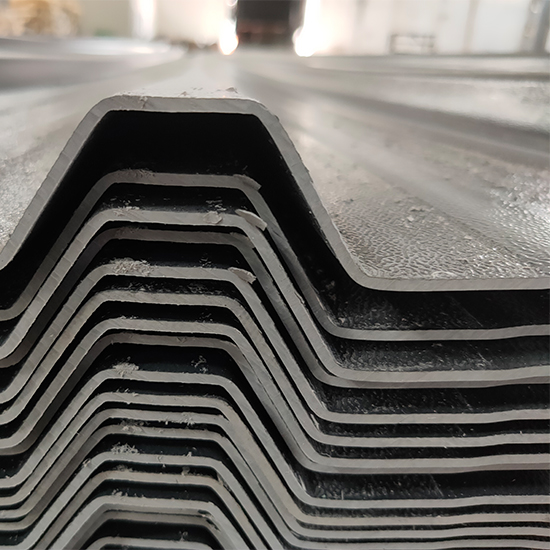 下雨時(shí)高波梯形樹(shù)脂瓦片的防水效果怎么樣？